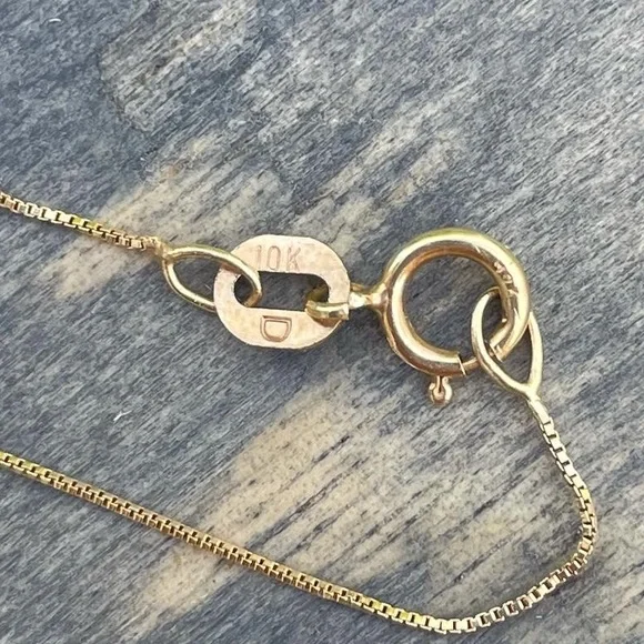 10k Gold Floating Heart Necklace